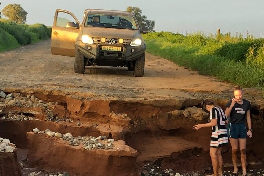 Free State floods: roads crumbling